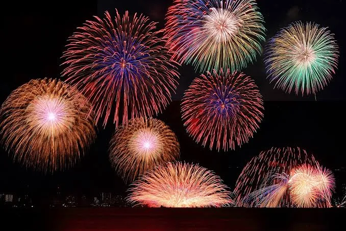 关于日本的烟花节！